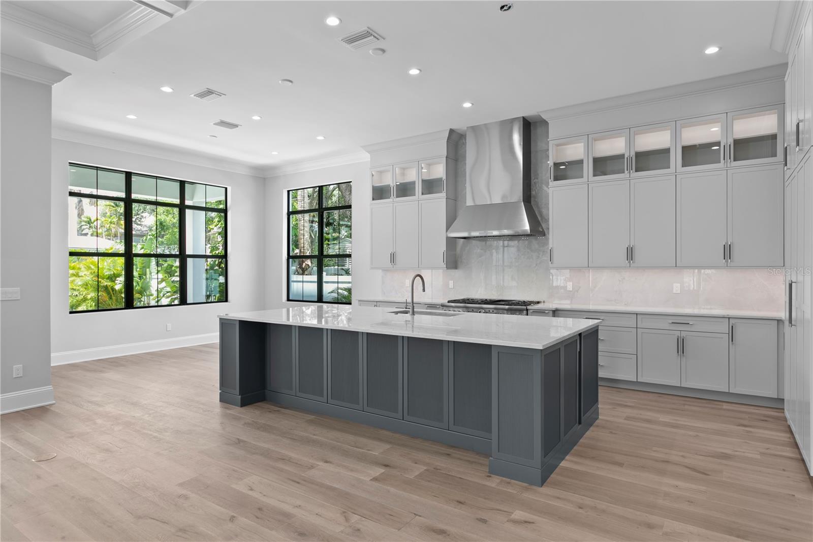 3109 W KNIGHTS AVE — photo 13