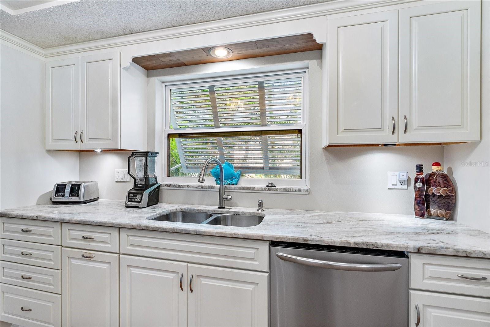 5621 GULF OF MEXICO DR #103 — photo 6