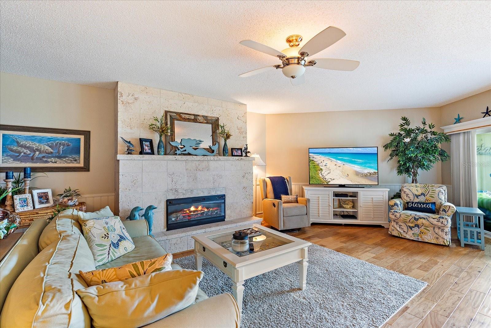 5621 GULF OF MEXICO DR #103 — photo 2