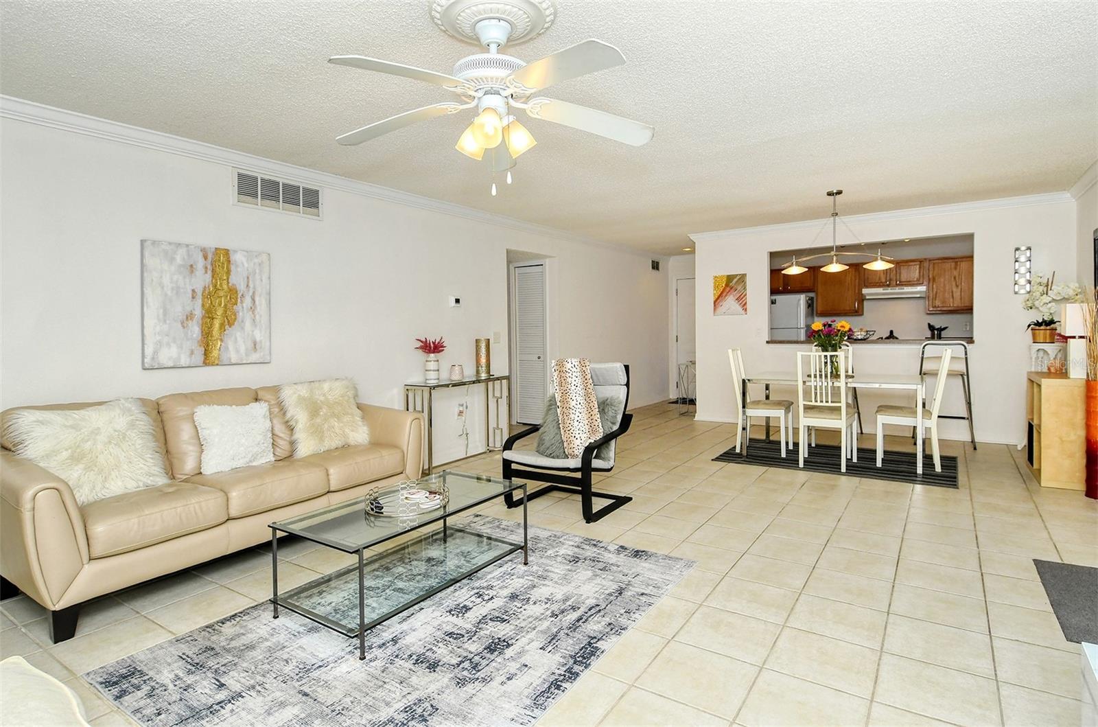 1877 TOUCAN WAY #400 — photo 3