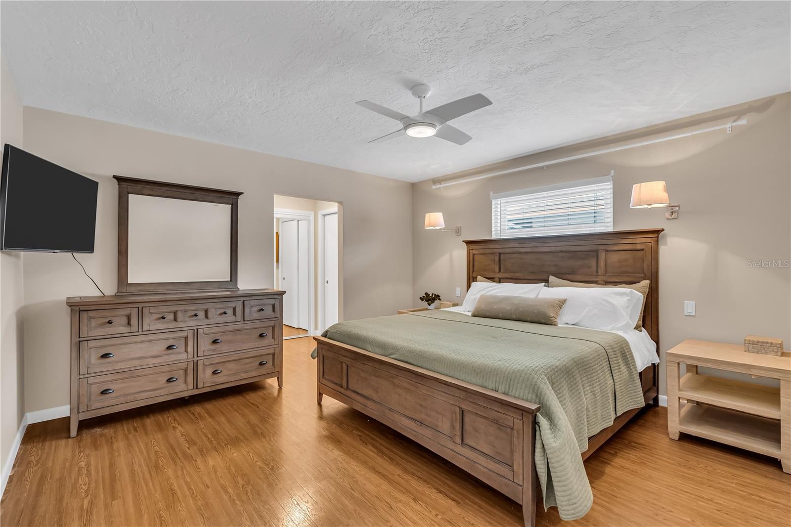2449 BREAKWATER CIR — photo 18