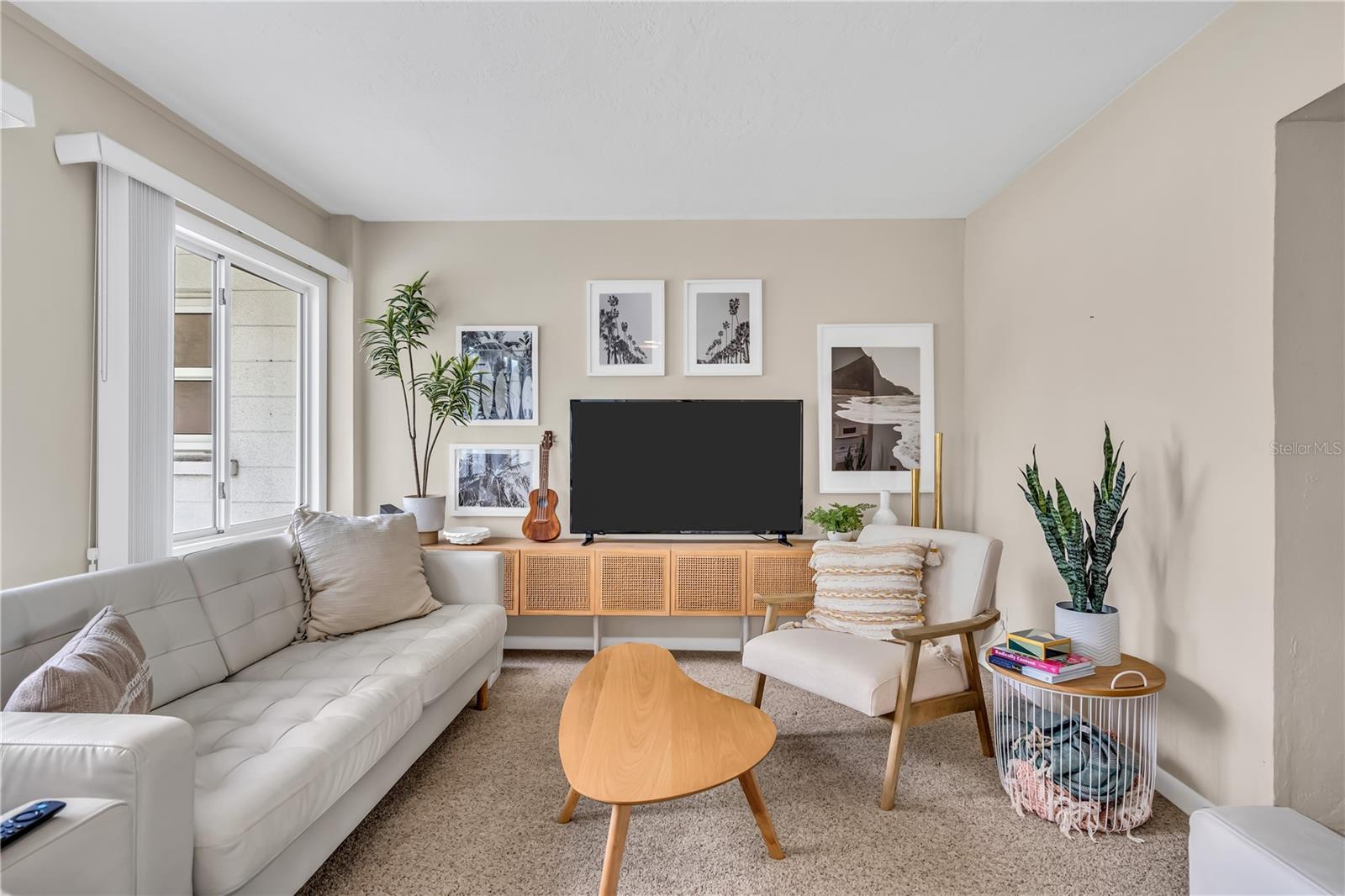 2449 BREAKWATER CIR — photo 10