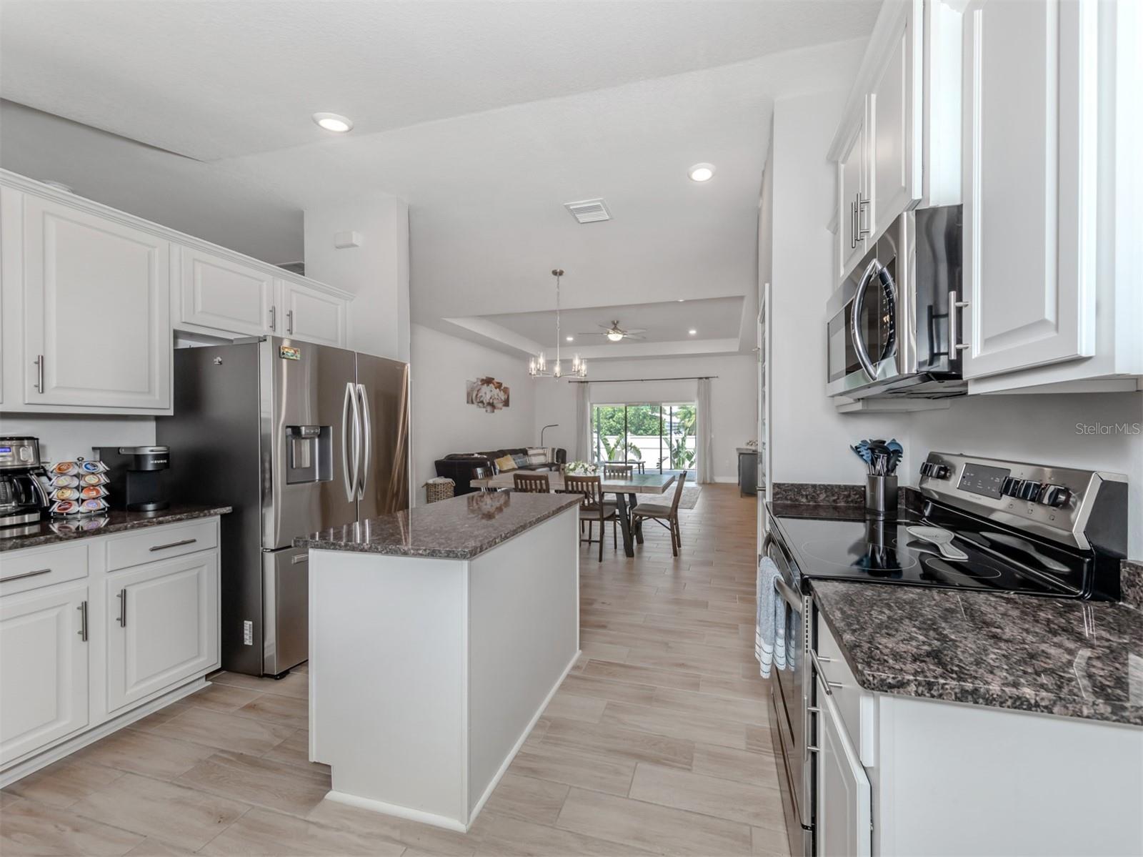 1190 EUCLID RD — photo 27