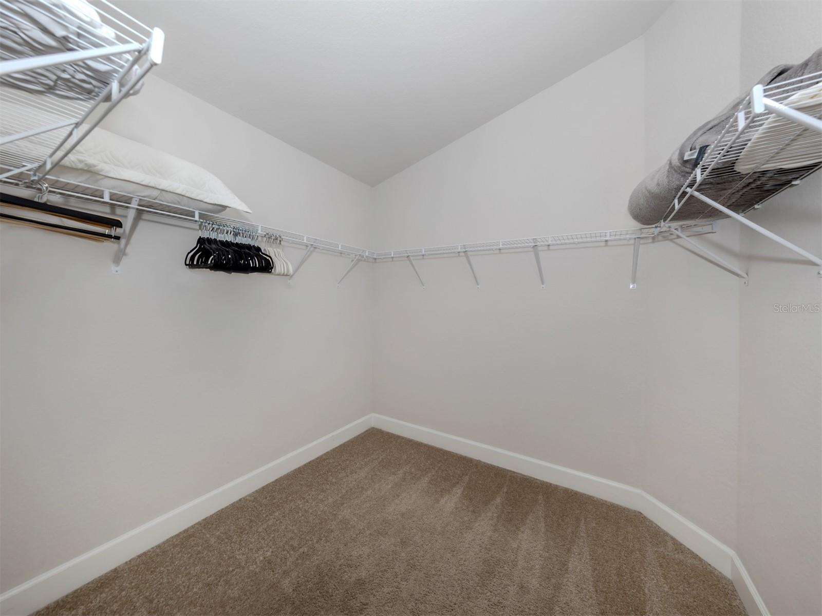 1190 EUCLID RD — photo 32