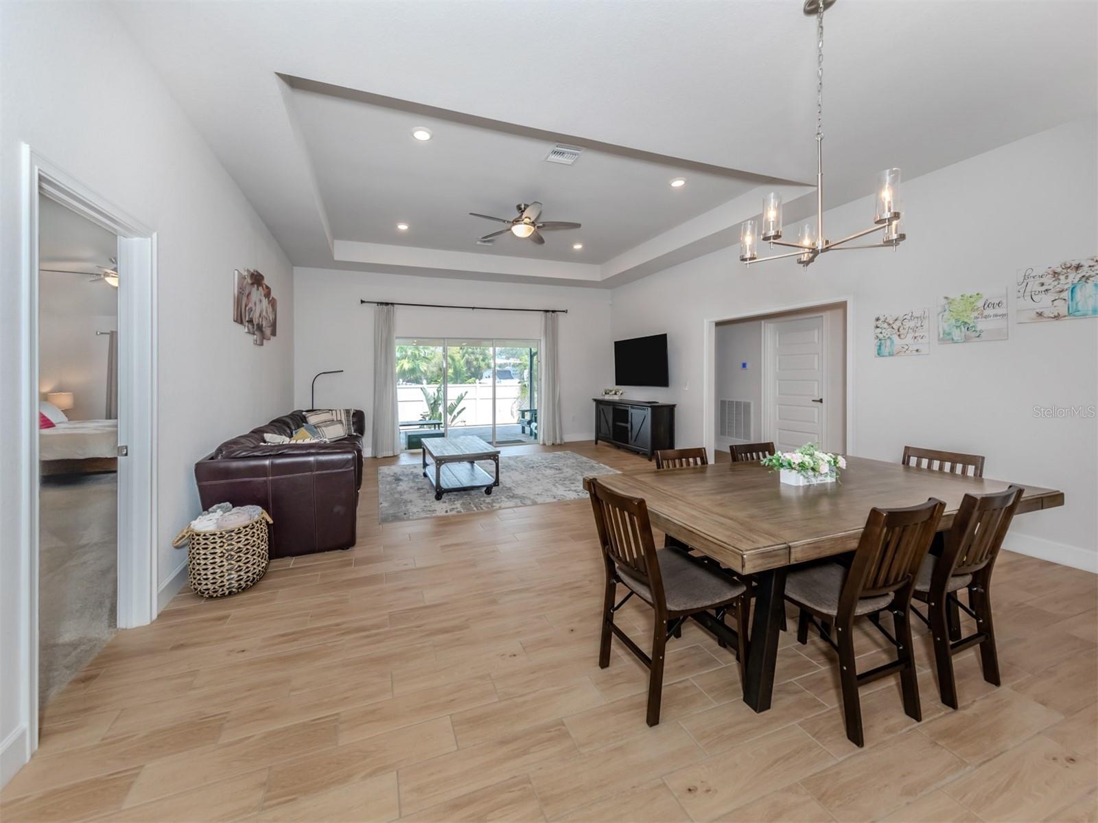 1190 EUCLID RD — photo 19