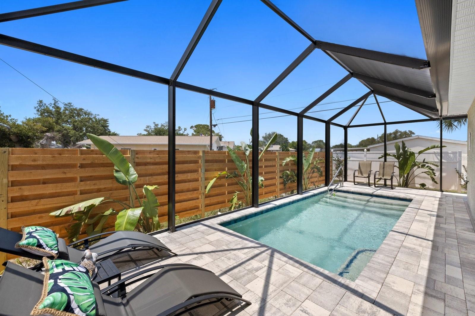 1190 EUCLID RD — photo 10
