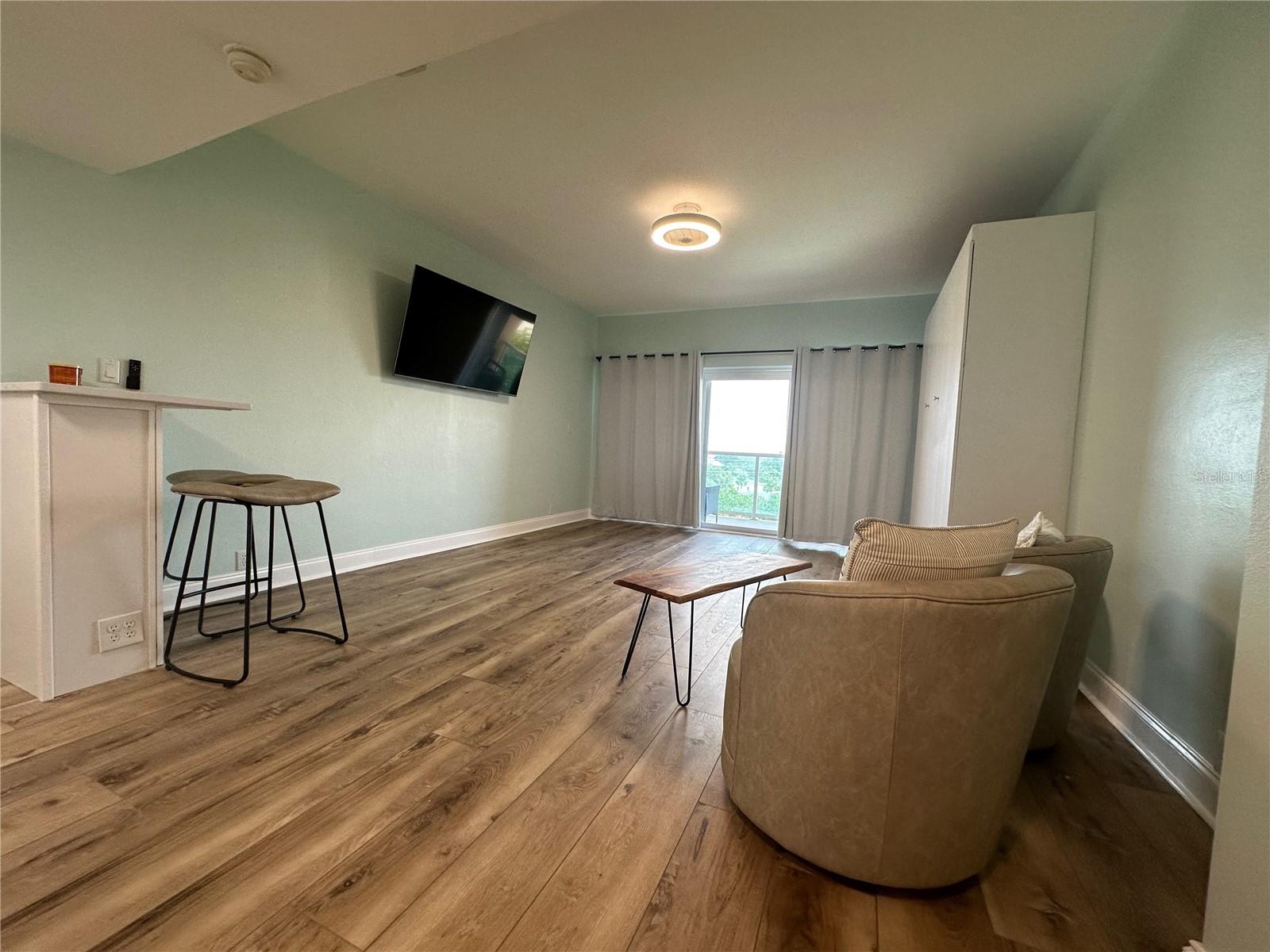 880 MANDALAY AVE #S404 — photo 11