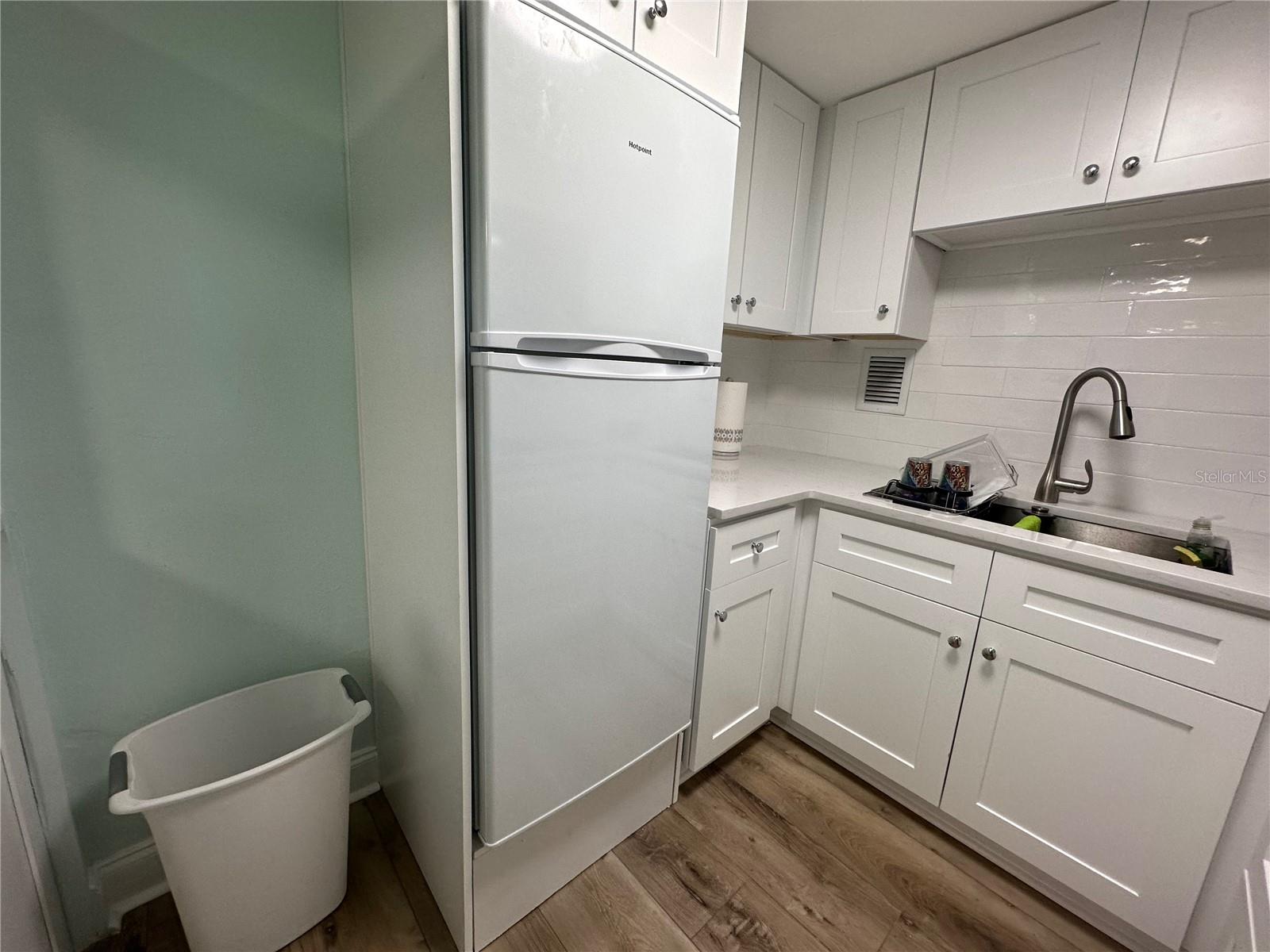 880 MANDALAY AVE #S404 — photo 15