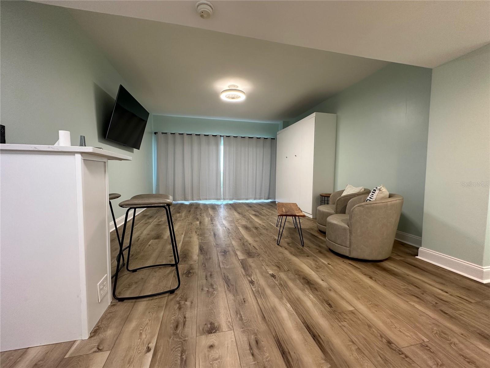 880 MANDALAY AVE #S404 — photo 3