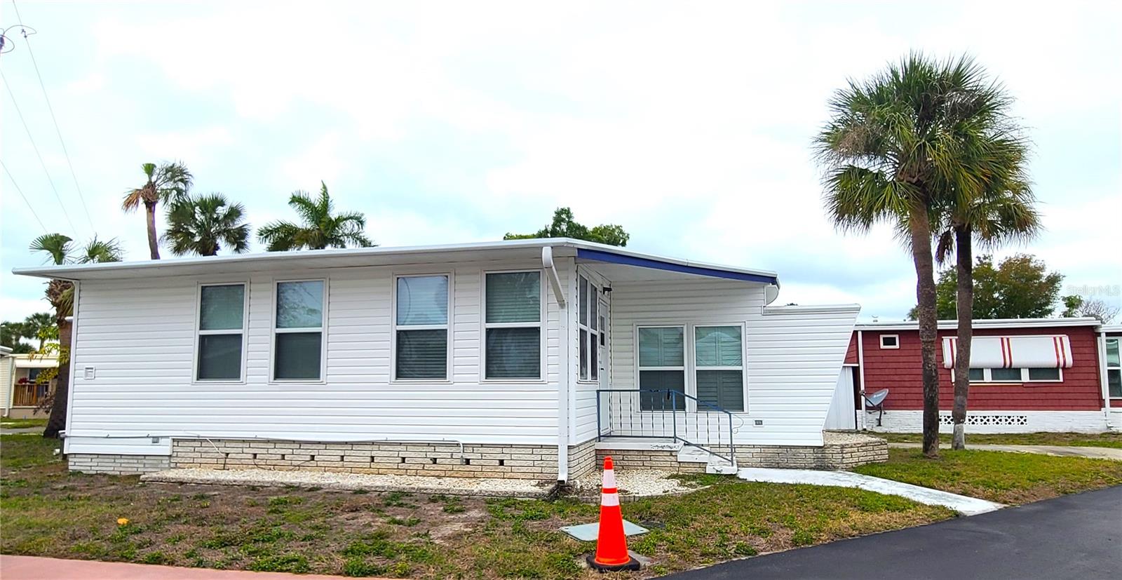 4851 W GANDY BLVD #B4 L32 — photo 29