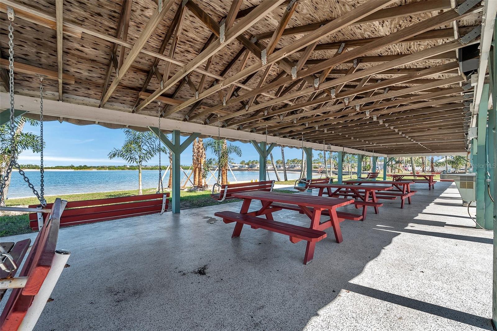 4851 W GANDY BLVD #B4 L32 — photo 44