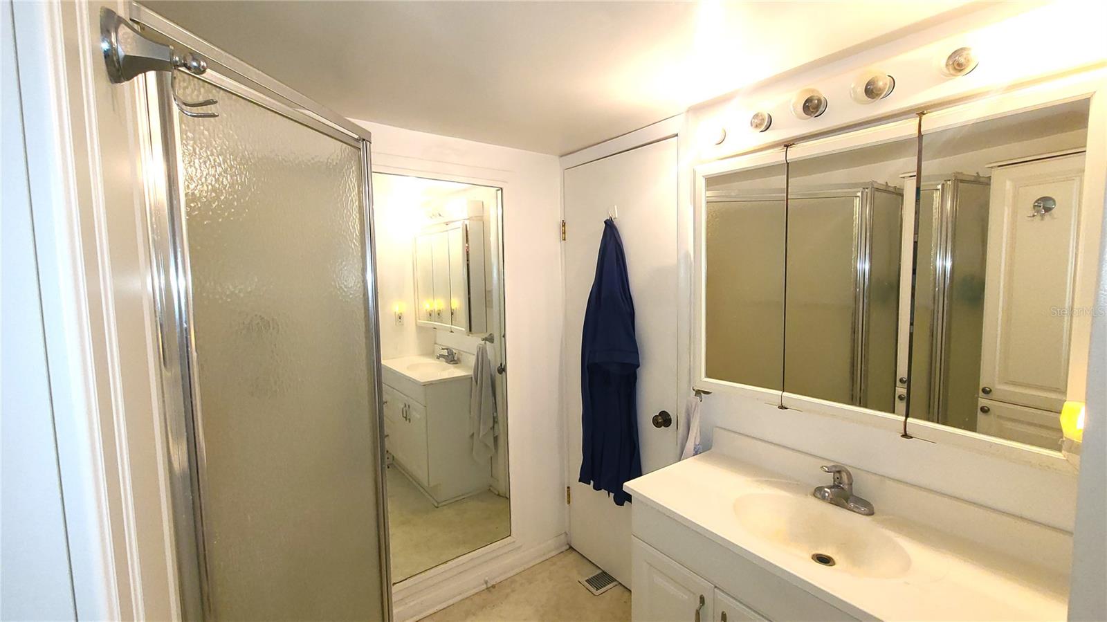 4851 W GANDY BLVD #B4 L32 — photo 17