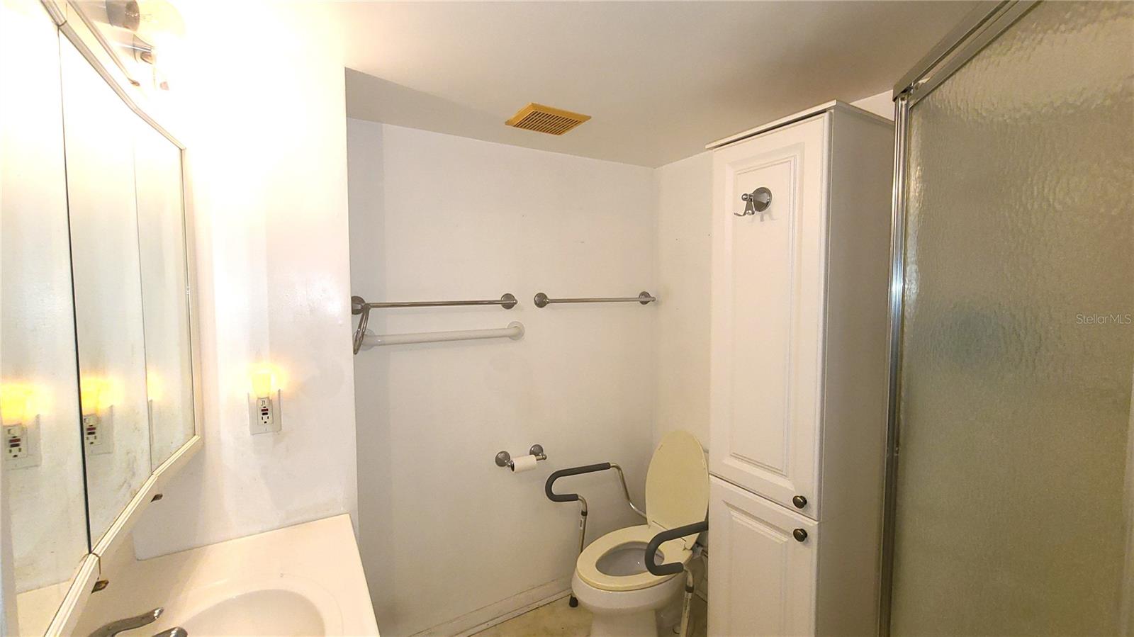 4851 W GANDY BLVD #B4 L32 — photo 21