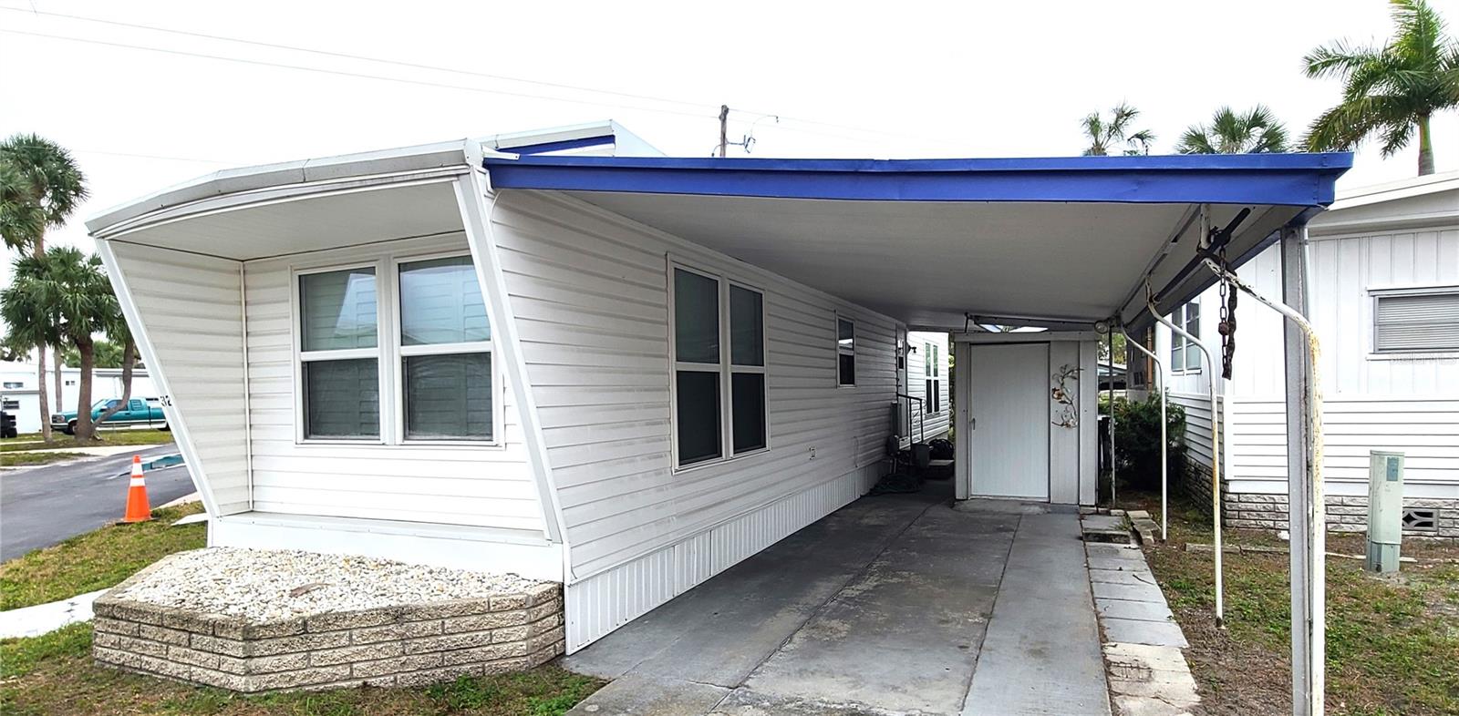 4851 W GANDY BLVD #B4 L32 — photo 28