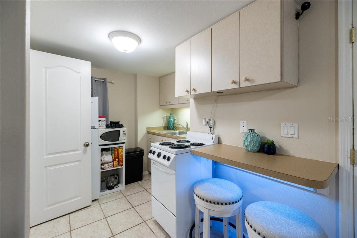 307 WINFIELD WAY — photo 35