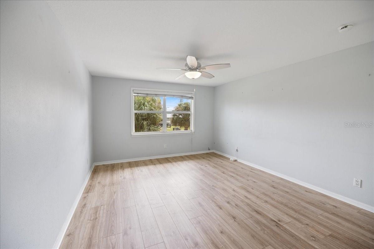 307 WINFIELD WAY — photo 23