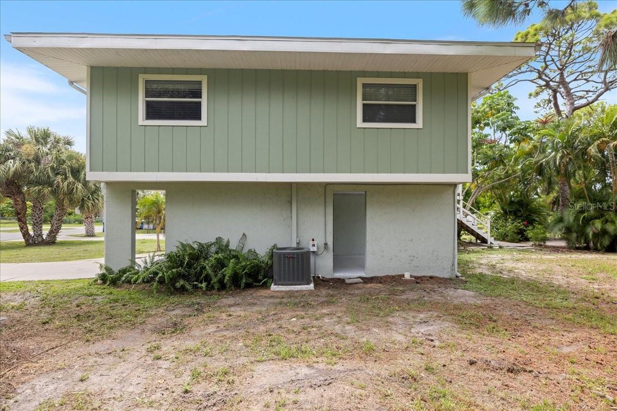 307 WINFIELD WAY — photo 55