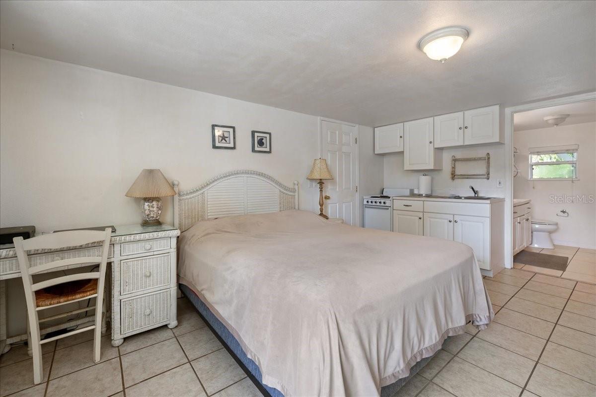 307 WINFIELD WAY — photo 19