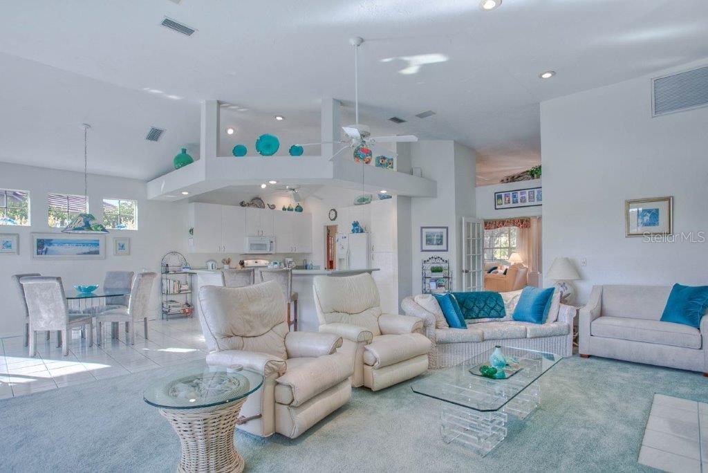 7101 VICTORIA CIR — photo 13