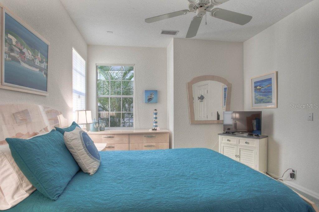 7101 VICTORIA CIR — photo 17