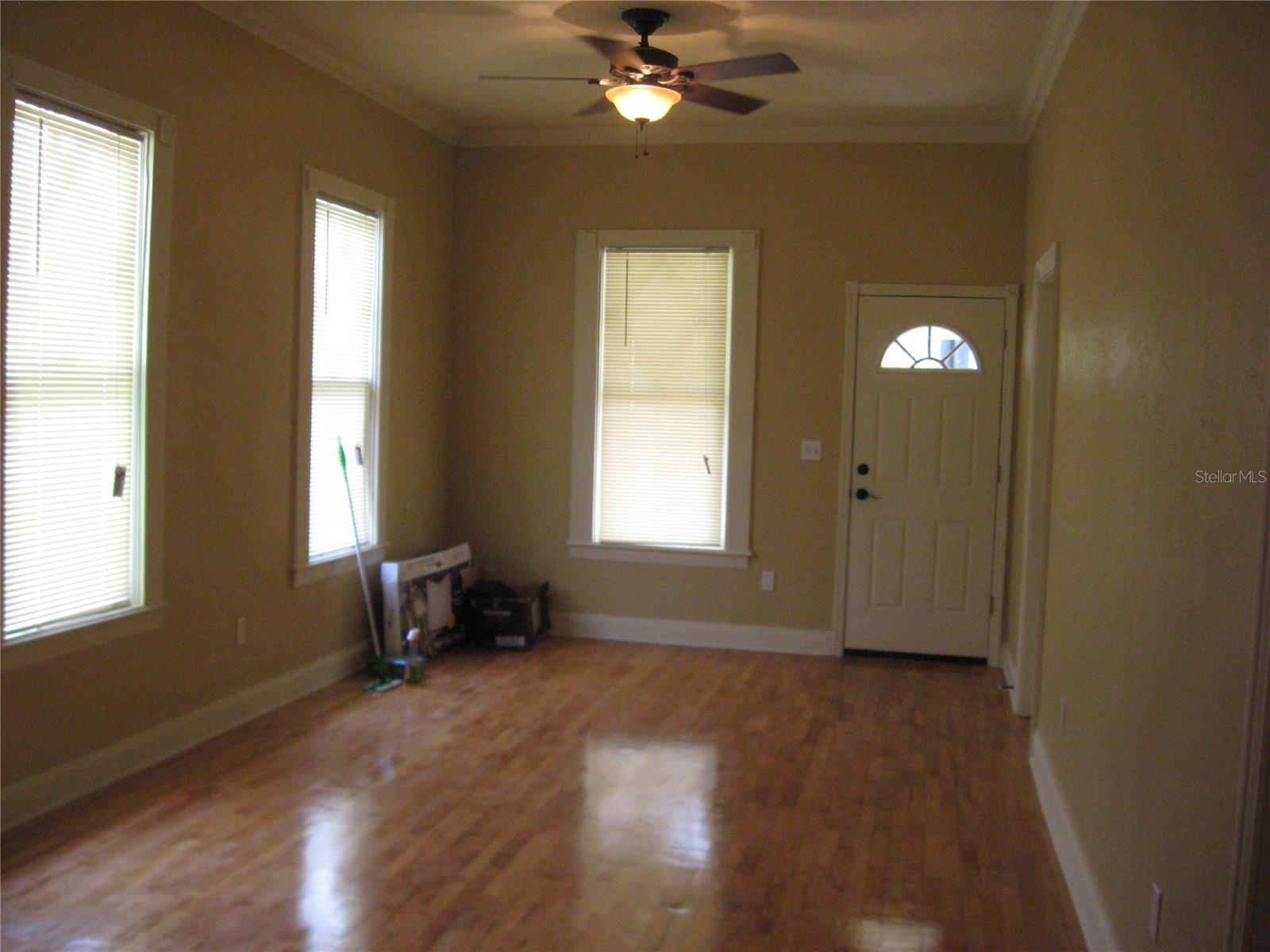 1506 N 15TH ST — photo 3