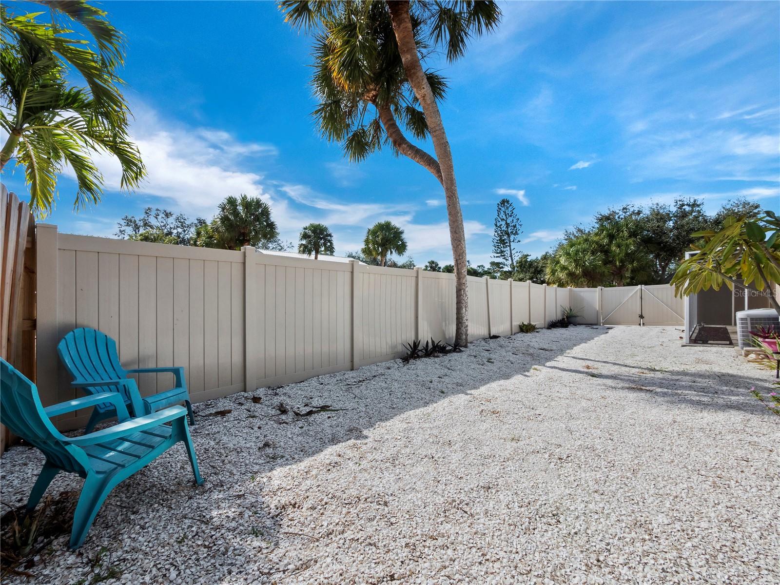 516 CASAS BONITAS WAY — photo 25