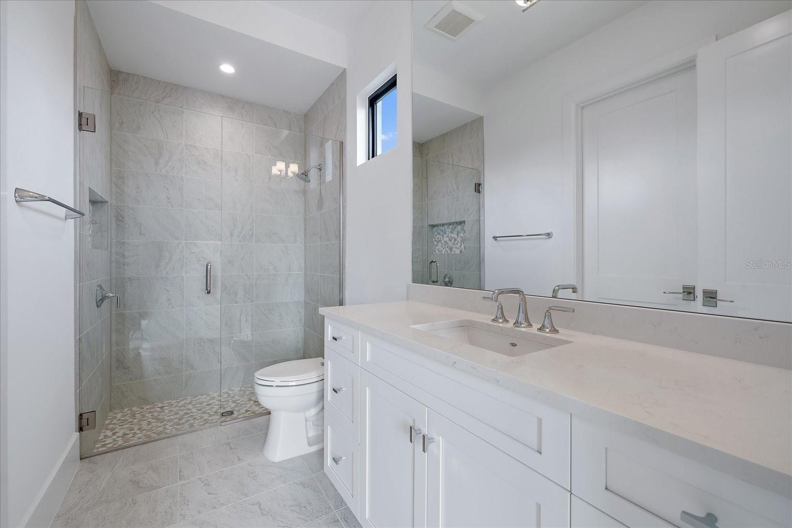 3739 CALEDONIA LN — photo 15
