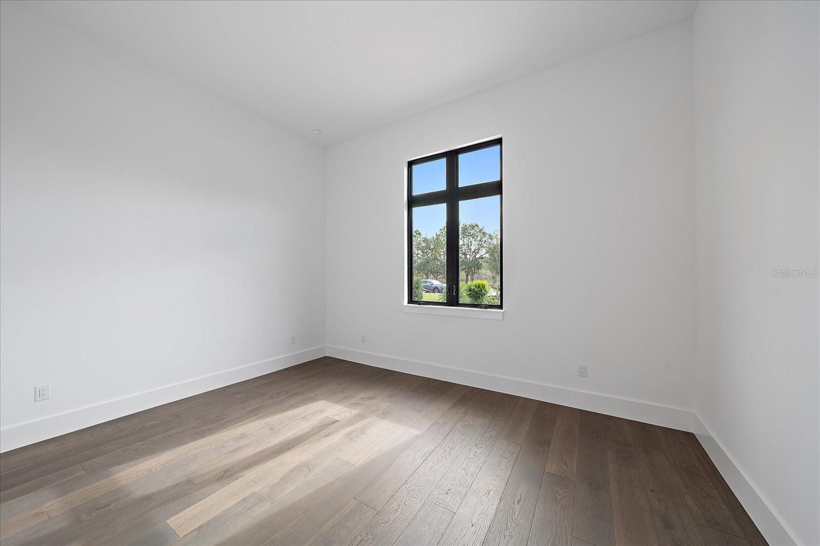 3739 CALEDONIA LN — photo 13