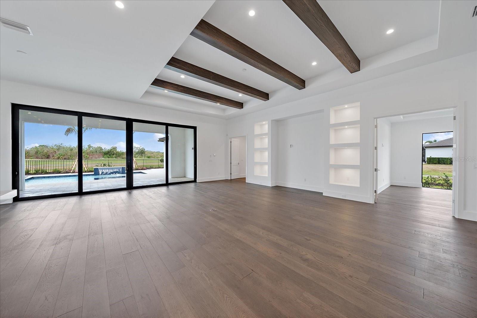 3739 CALEDONIA LN — photo 37