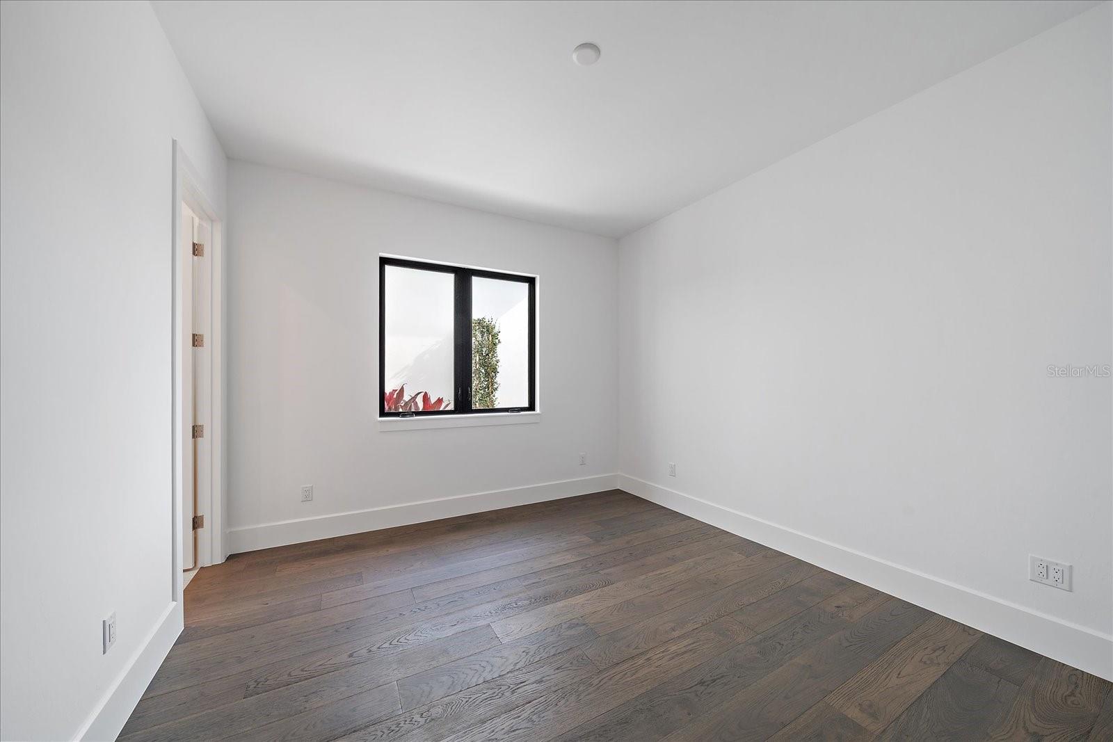 3739 CALEDONIA LN — photo 17