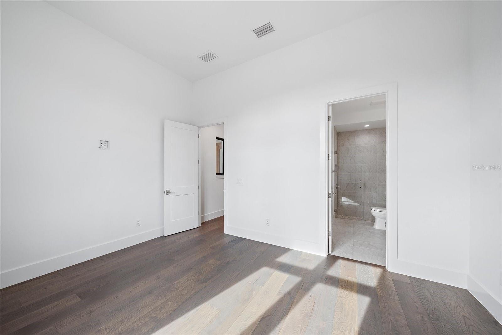3739 CALEDONIA LN — photo 14
