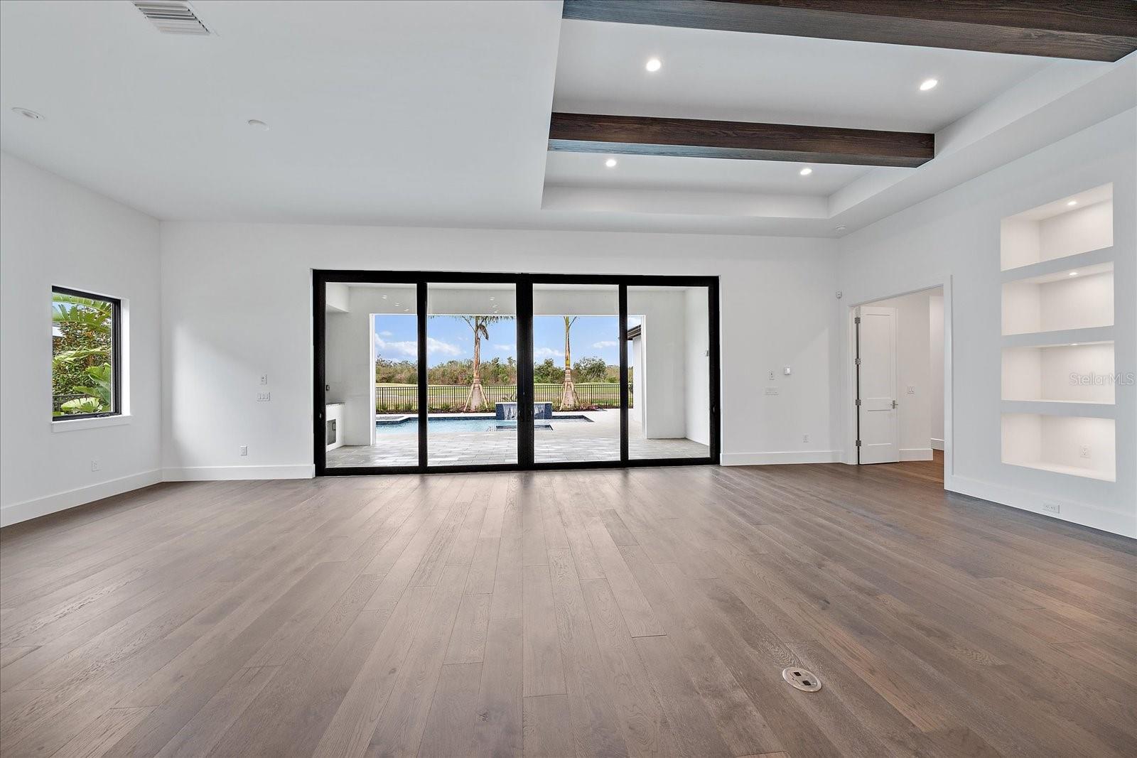 3739 CALEDONIA LN — photo 38