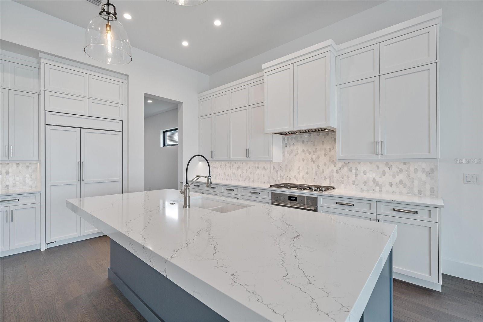 3739 CALEDONIA LN — photo 24
