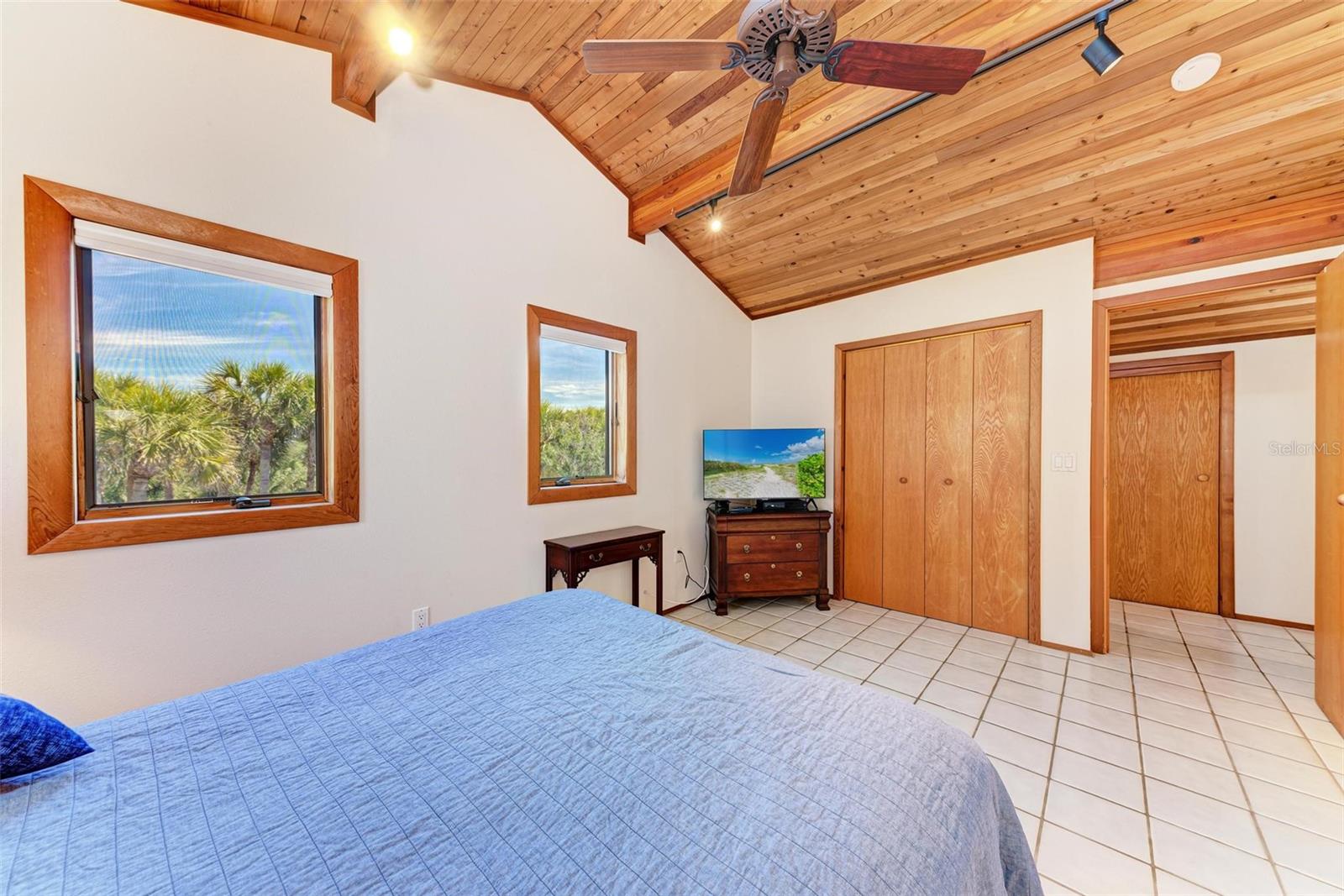 8270 MANASOTA KEY RD — photo 32