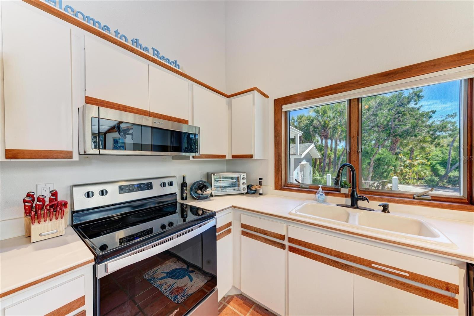 8270 MANASOTA KEY RD — photo 21