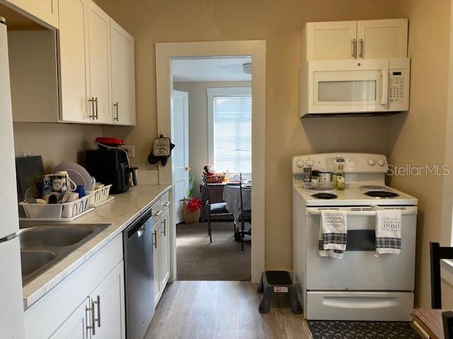 806 W DE LEON ST — photo 11