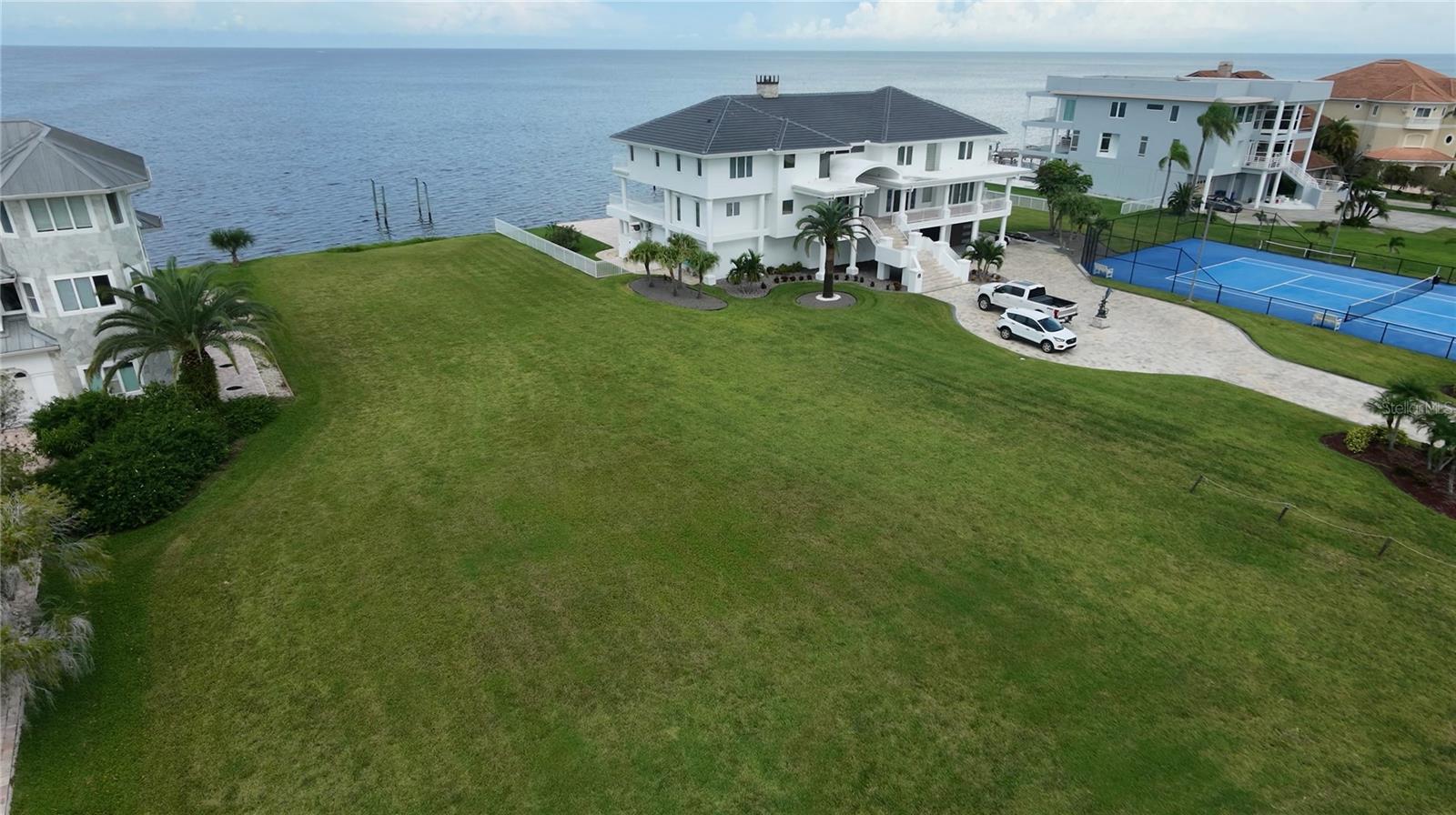5141 WESTSHORE DR — photo 3