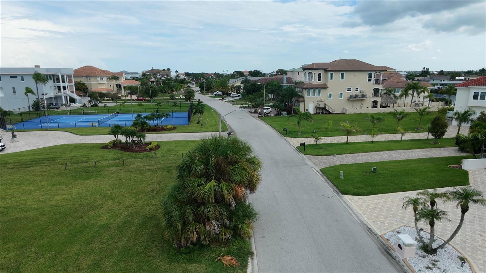 5141 WESTSHORE DR — photo 13