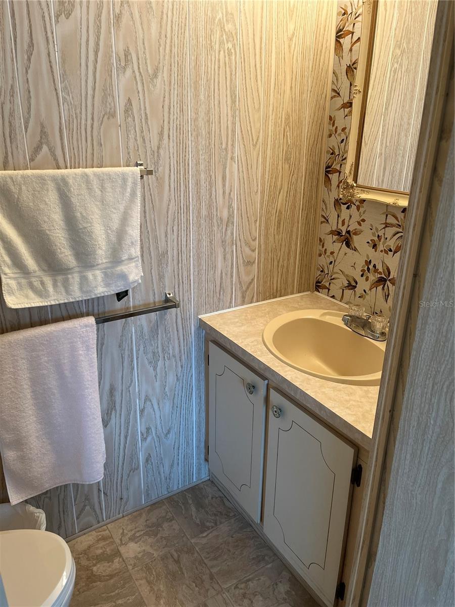 626 CERVINA DR — photo 30