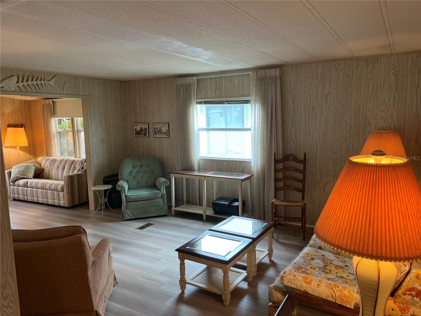 626 CERVINA DR — photo 8