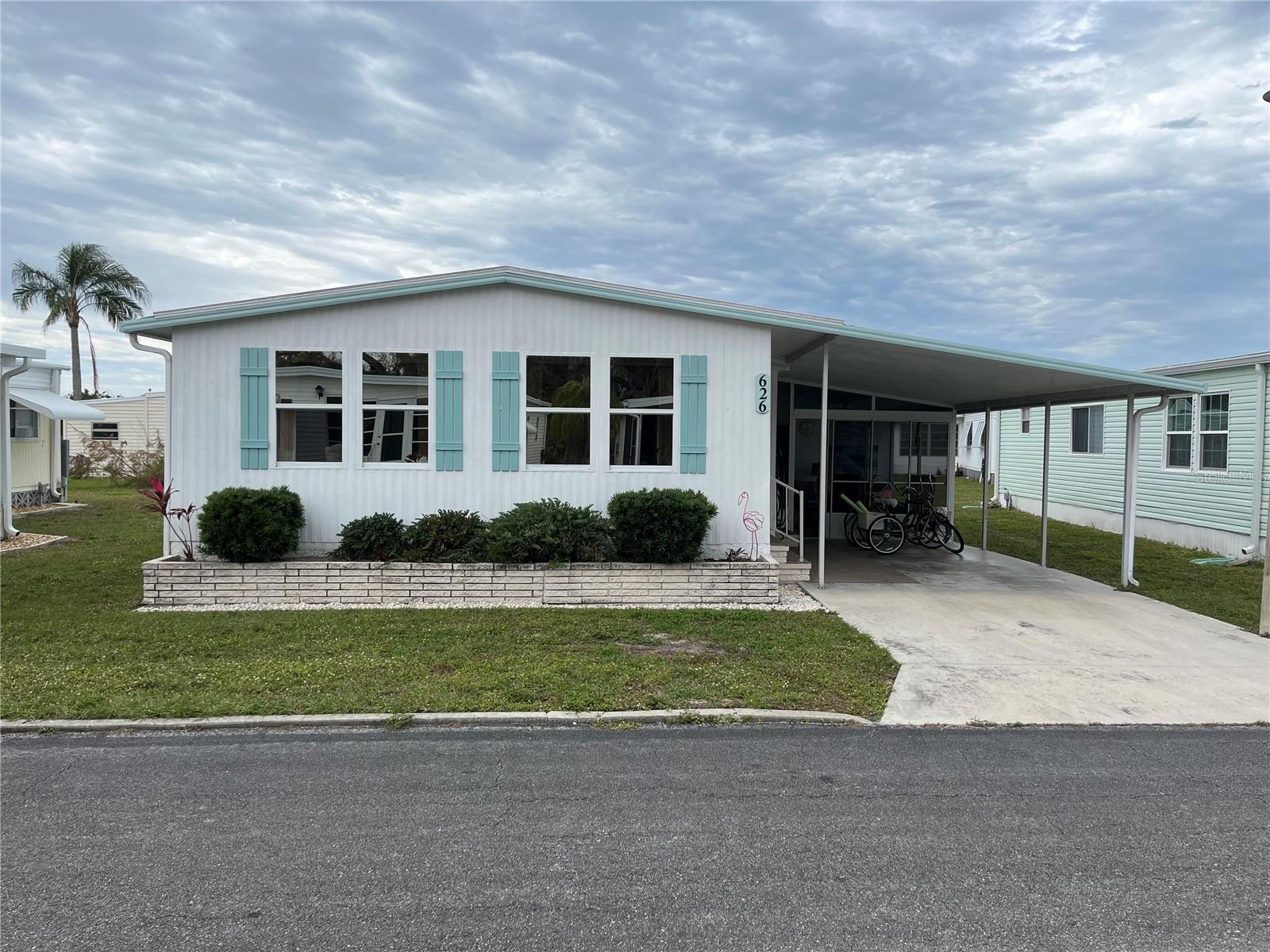 626 CERVINA DR — photo 2