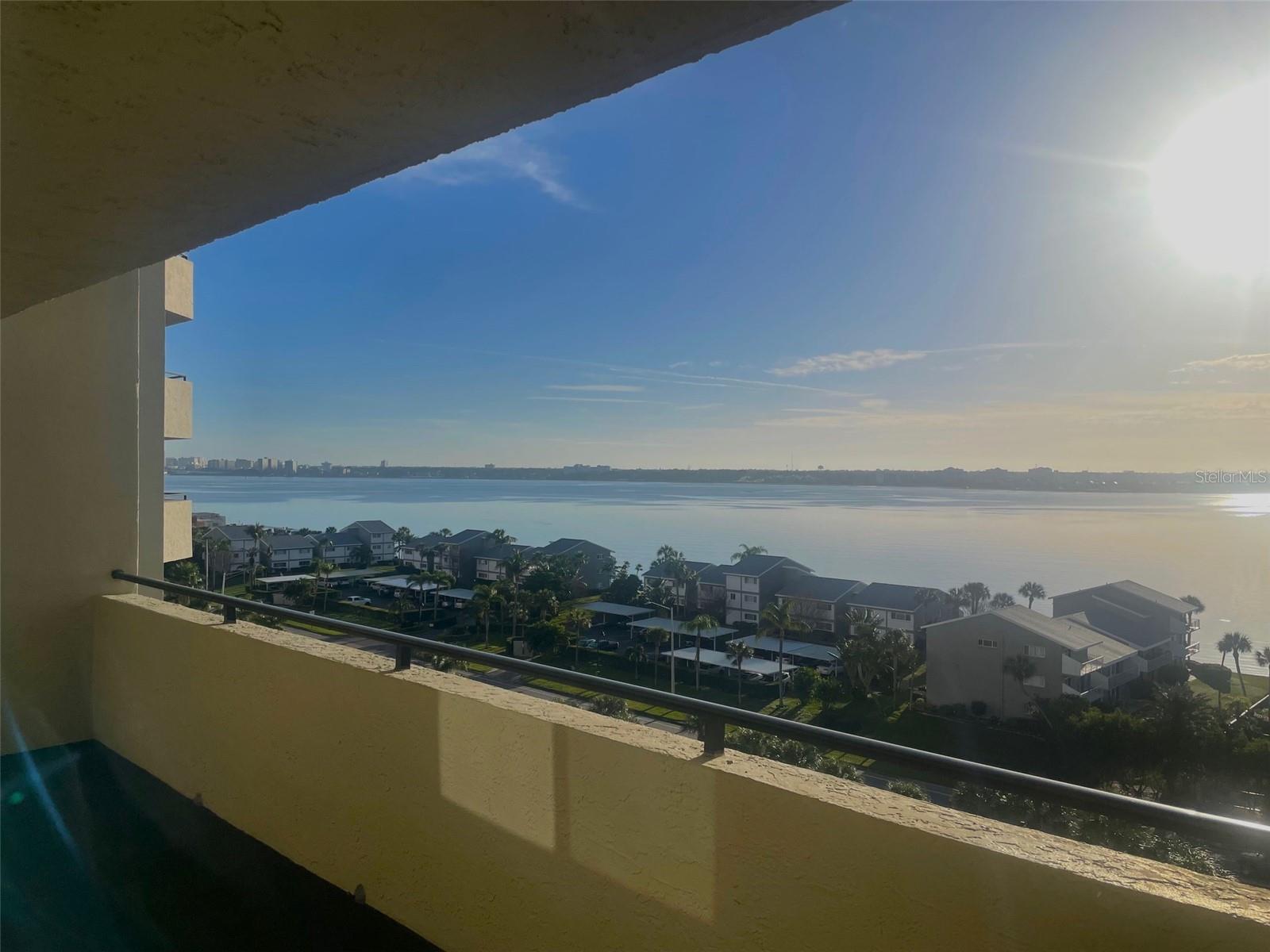 1290 GULF BLVD #901 — photo 2