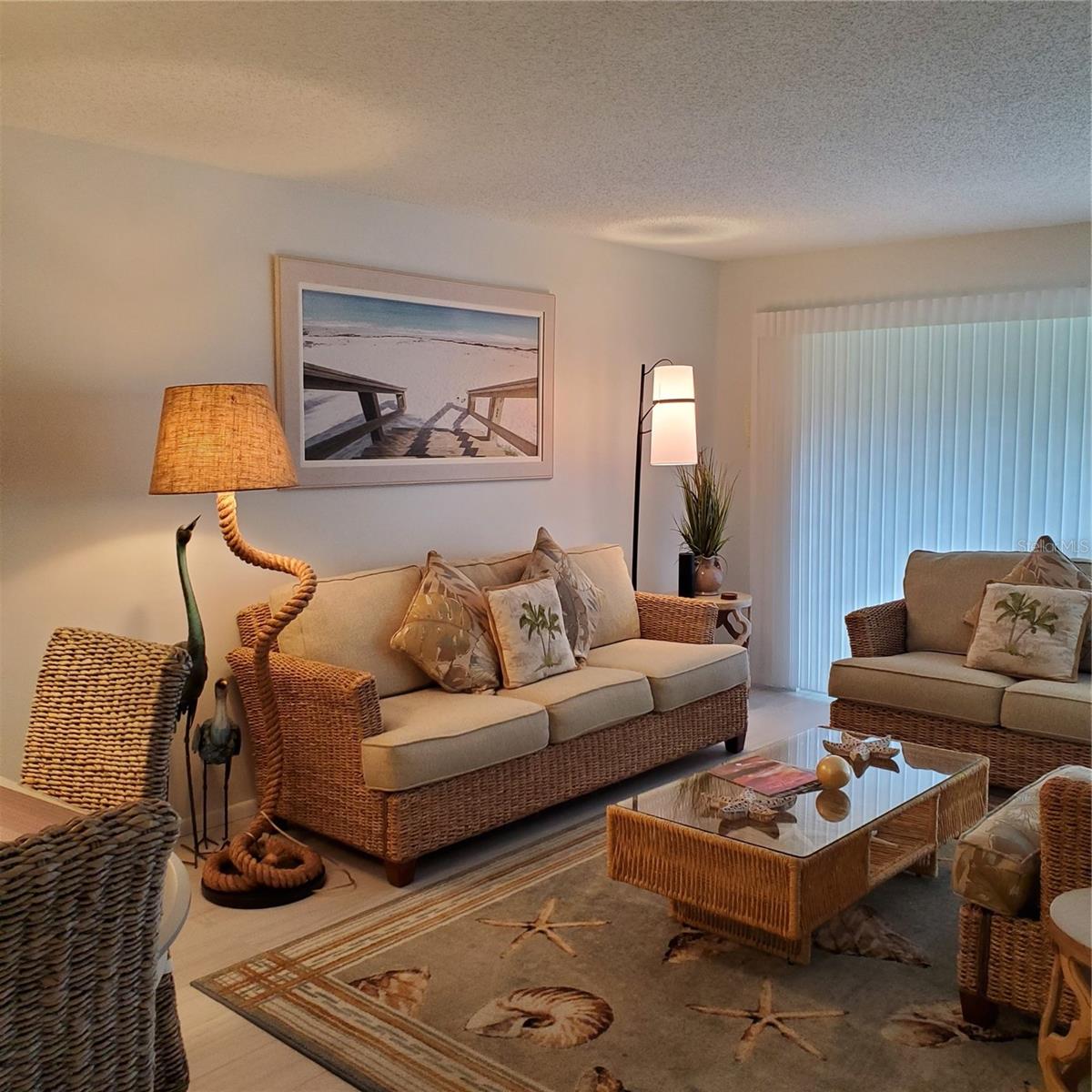 6892 W COUNTRY CLUB LN — photo 8