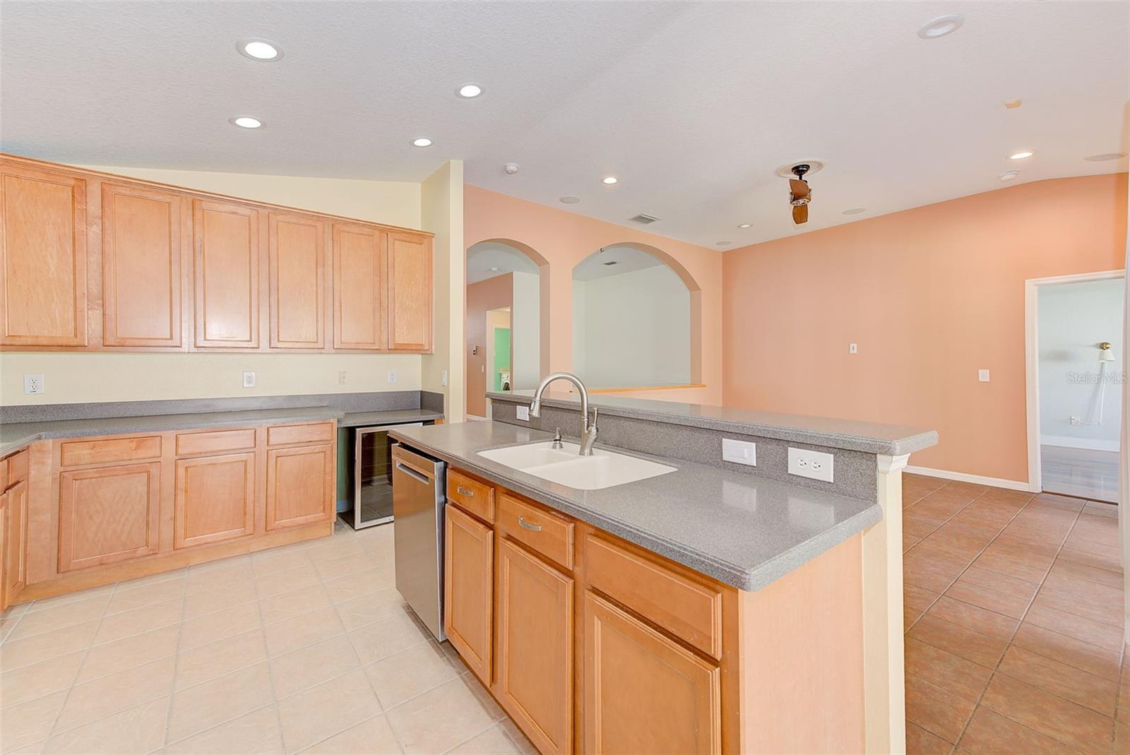 422 DOWN PINE DR — photo 17