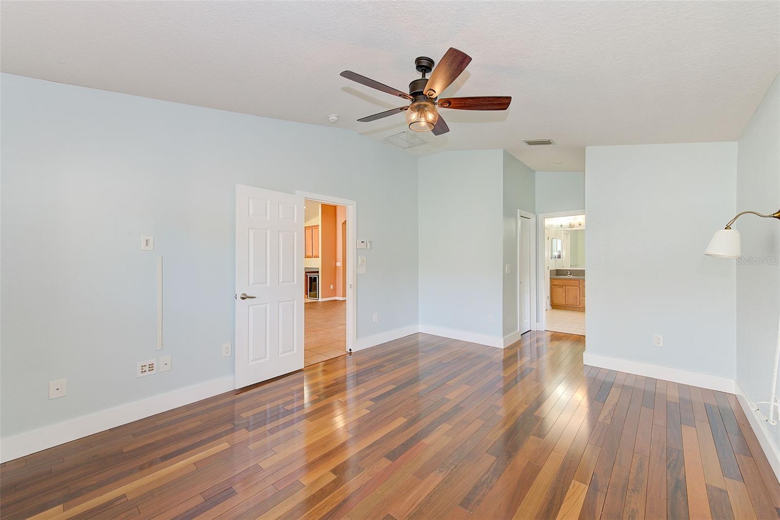 422 DOWN PINE DR — photo 21