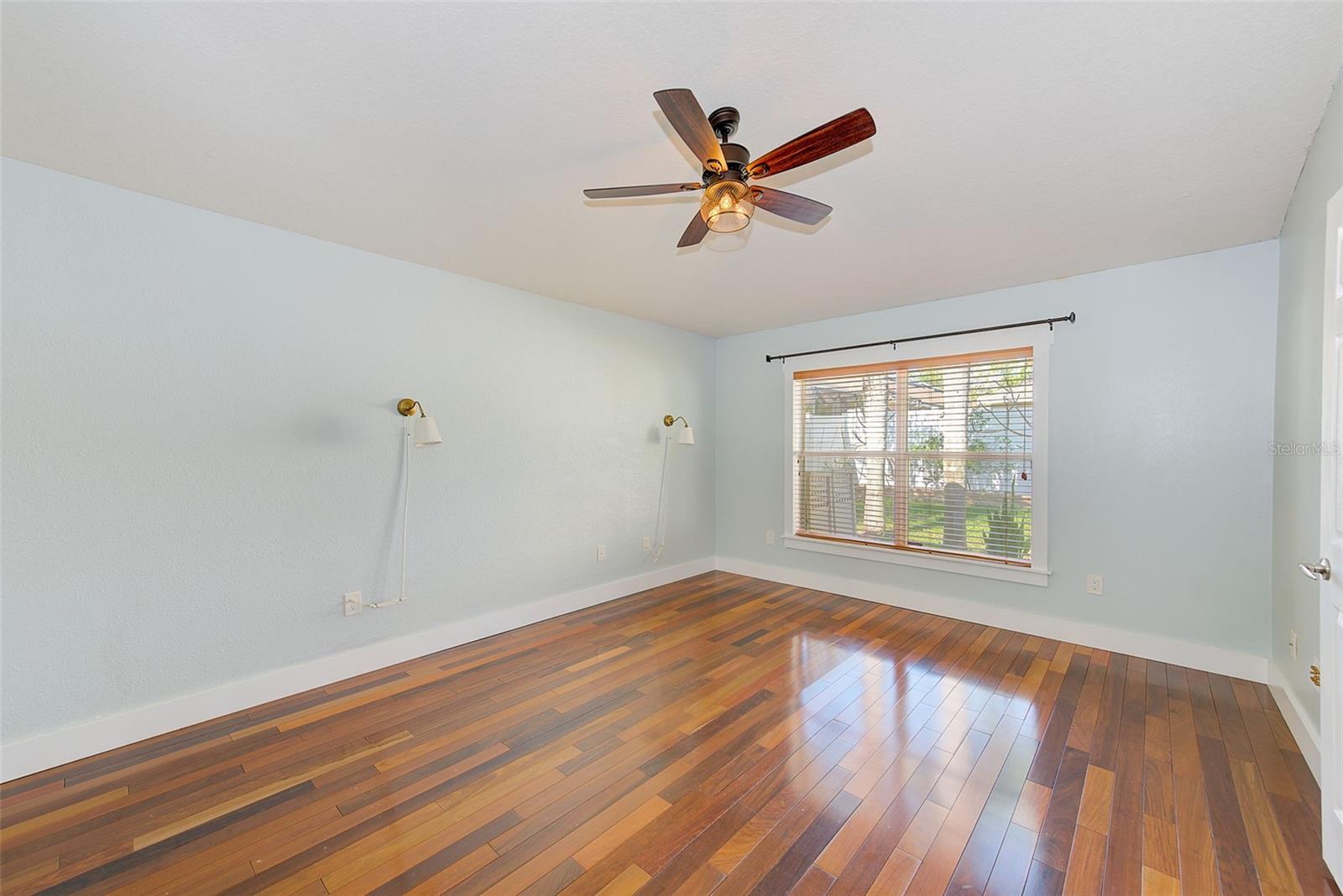 422 DOWN PINE DR — photo 20