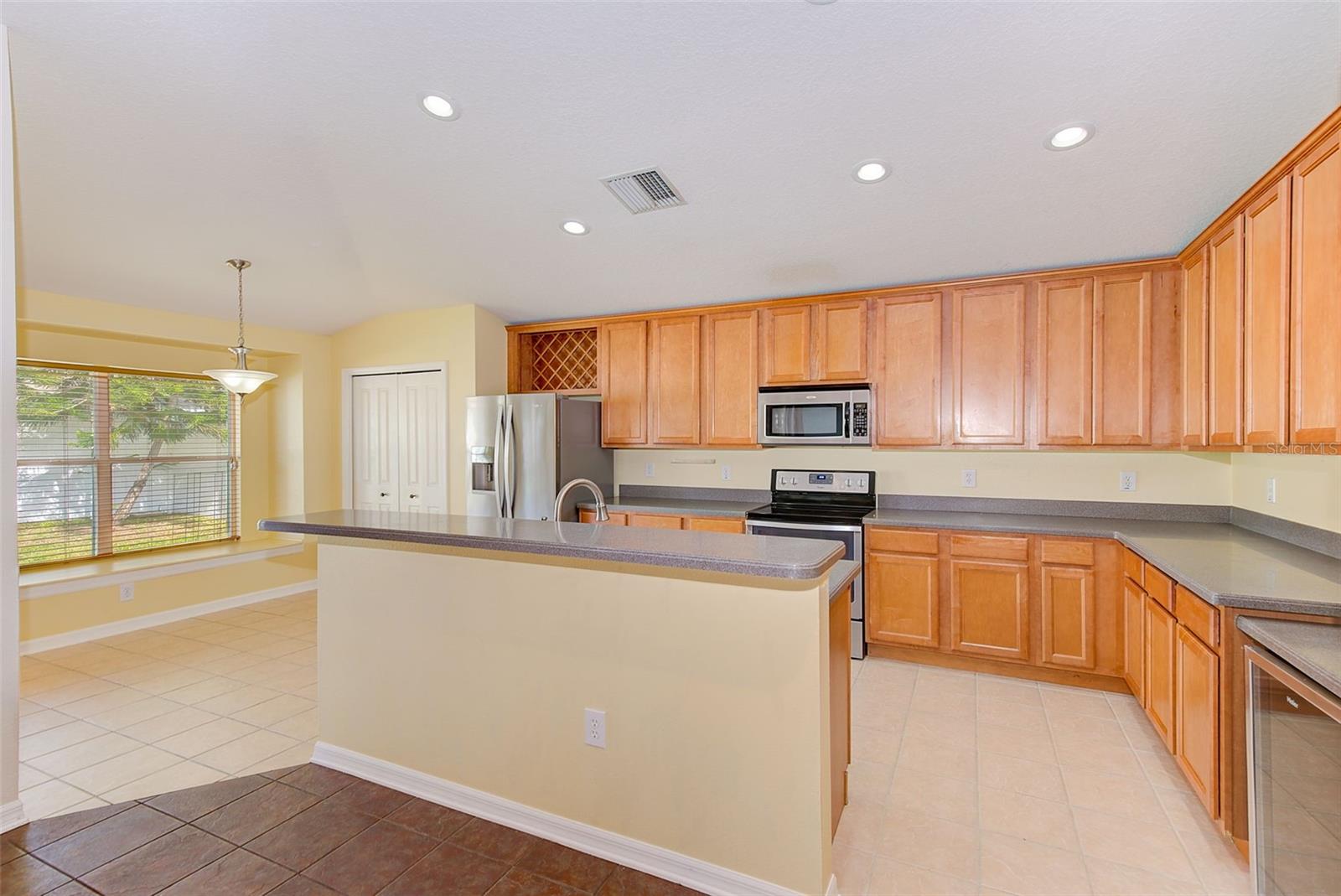 422 DOWN PINE DR — photo 13