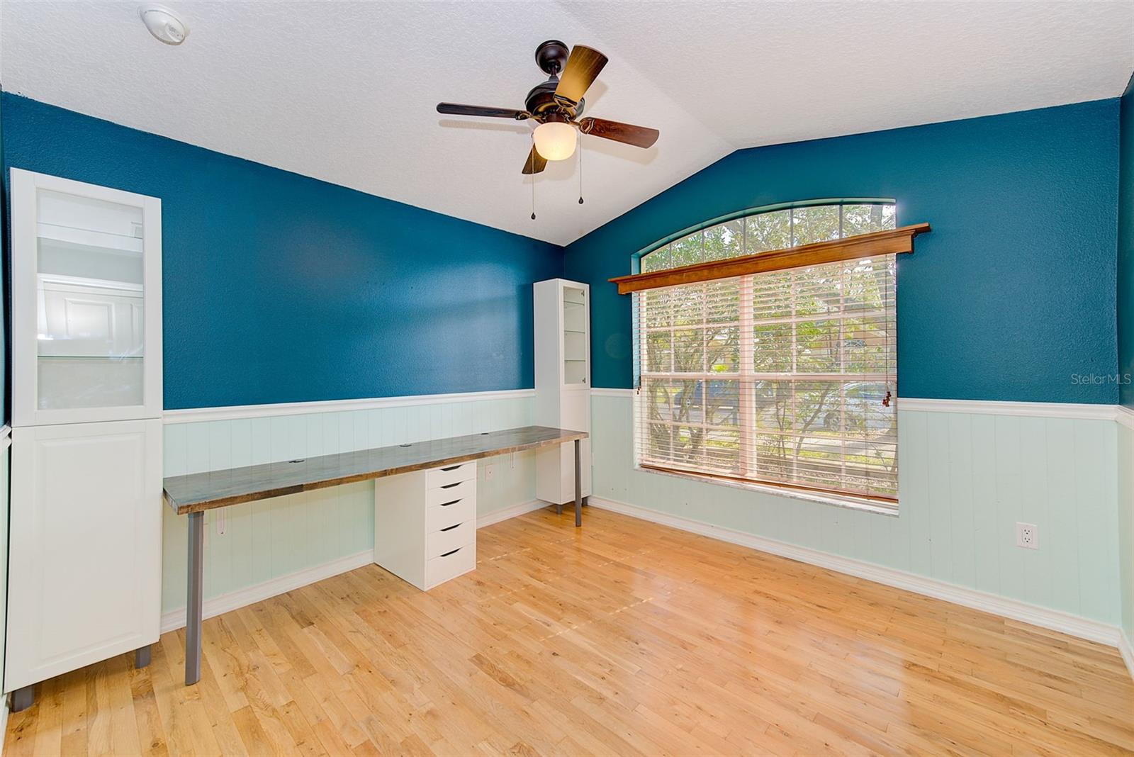 422 DOWN PINE DR — photo 28