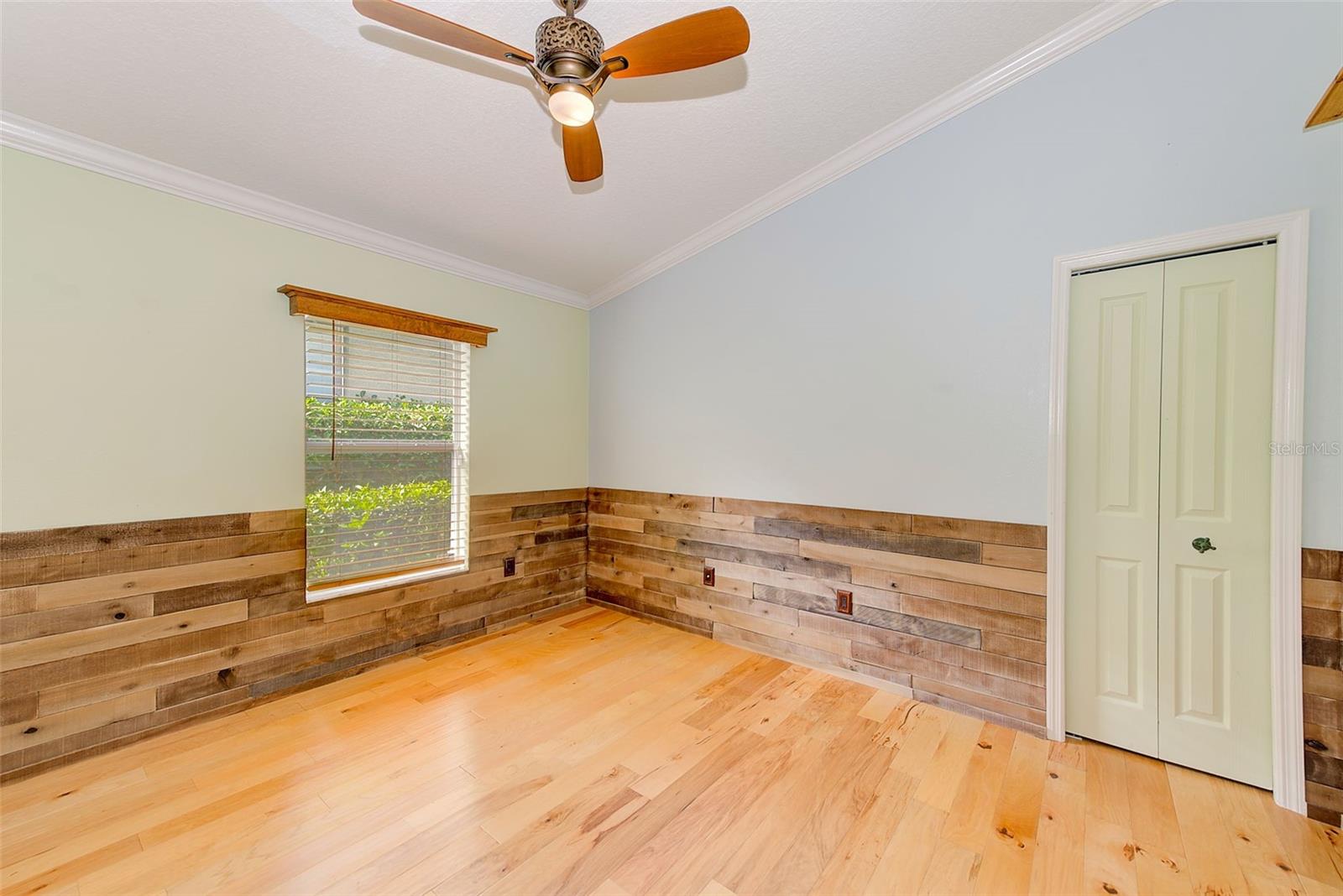 422 DOWN PINE DR — photo 29