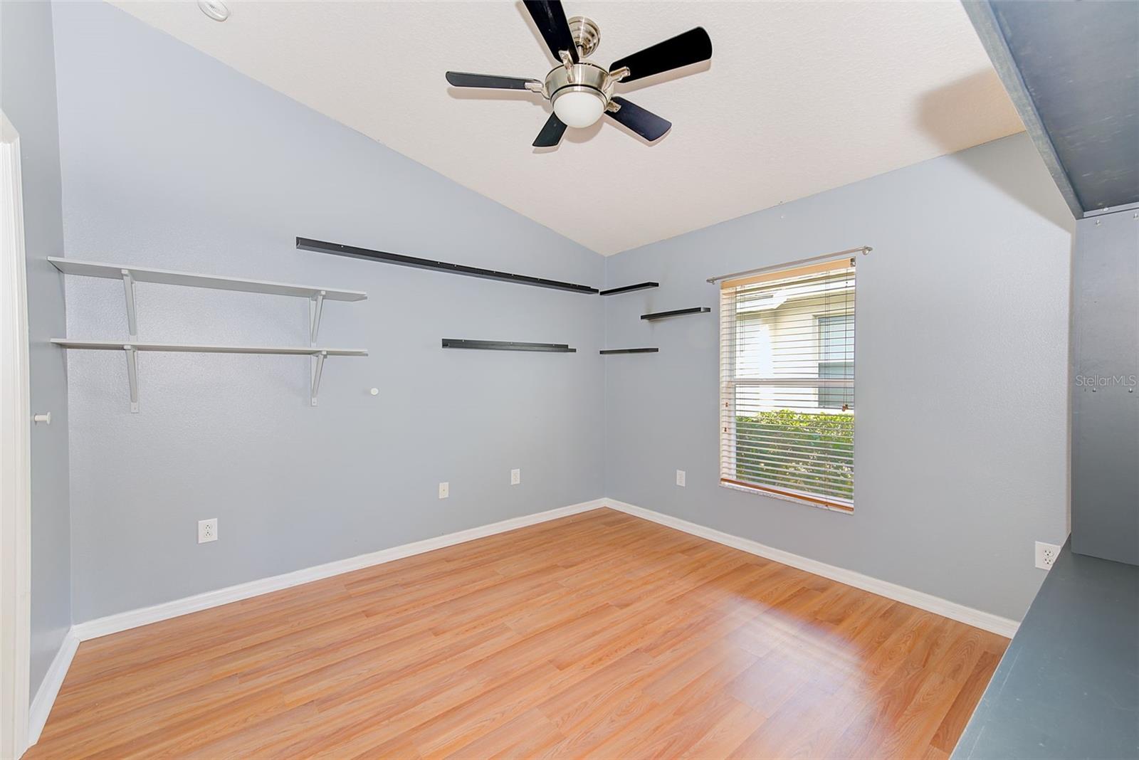 422 DOWN PINE DR — photo 25